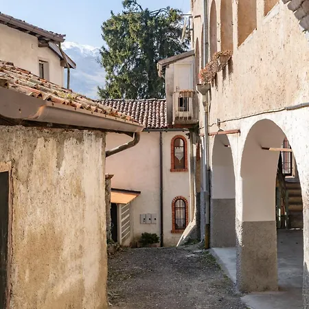 The Court Of The Moon Apartment Barzio Exterior photo